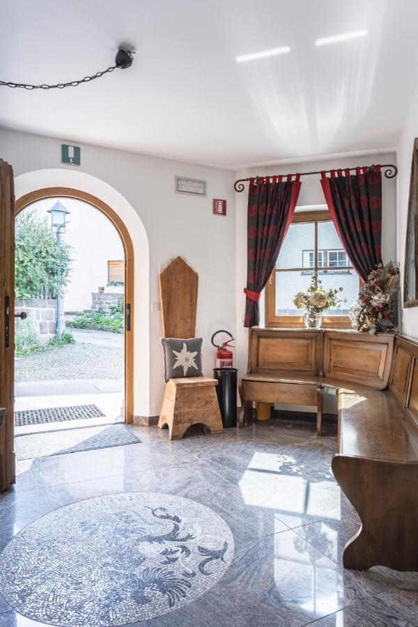 Residence Castel Ortisei Exterior foto